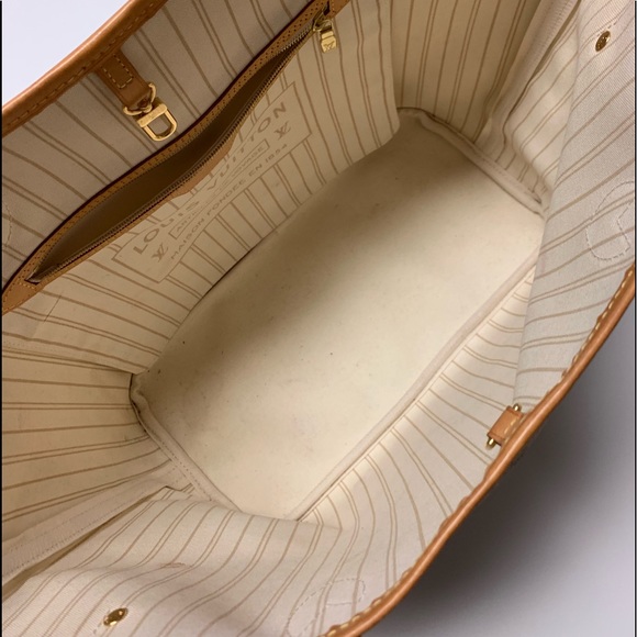 White LV Bag original,box and receipt included - Picture 3 of 3